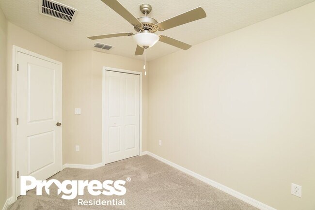 Building Photo - 8460 Houndstooth Enclave Dr