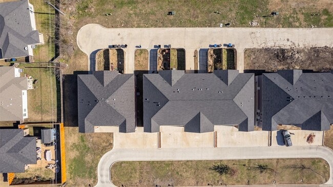 Building Photo - 2311 Abilene