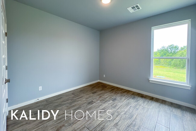 Building Photo - 17859 Salem Rd