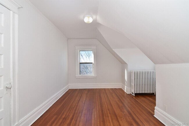 Building Photo - 132 Rich Ave