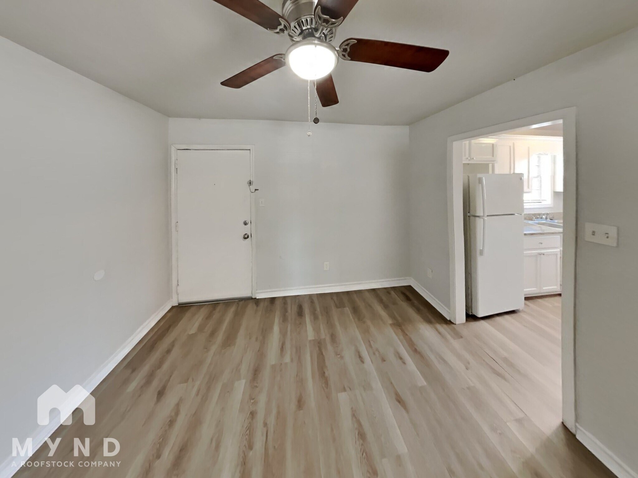Building Photo - 1721 Whiting Dr