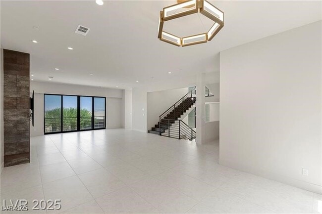 Building Photo - 378 Tranquil Peak Ct