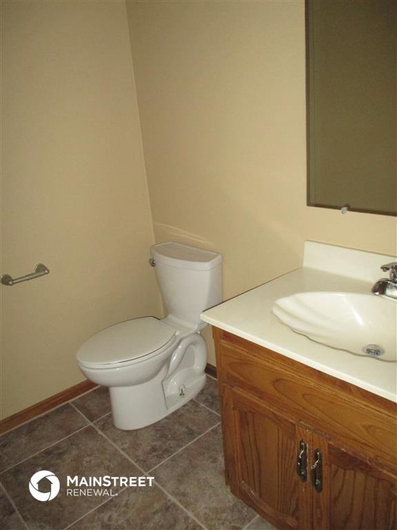 Building Photo - 8035 N Brooklyn Ave