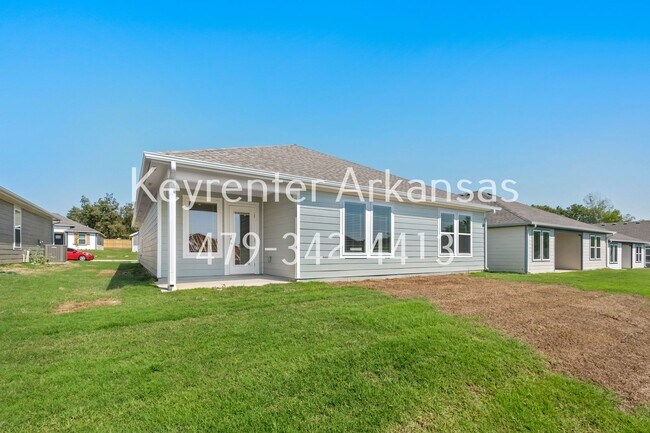 Building Photo - Beautiful, Brand New 4/2 in Gentry!