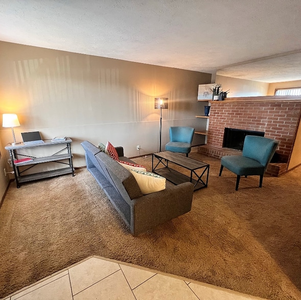 Building Photo - 1800 Knox St