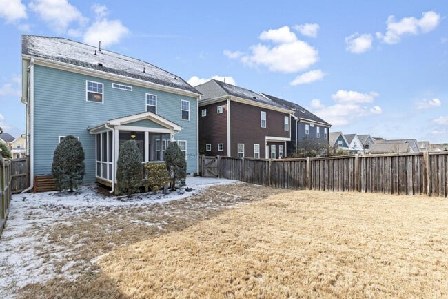 Building Photo - 1912 Split Rail Pl