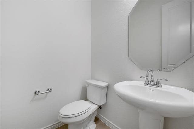 Building Photo - 4732 Mission Ct