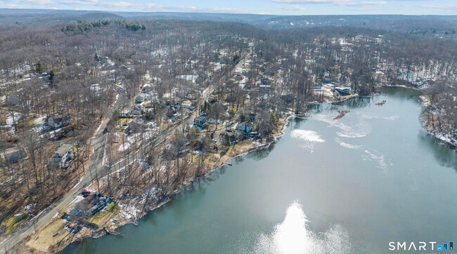 Building Photo - 18 Madeline Dr