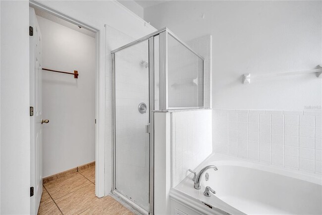Building Photo - 2422 Black Powder Ln