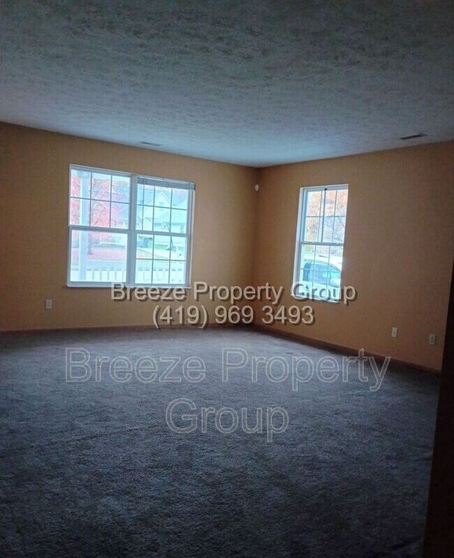 Building Photo - 2960 Megan Cir