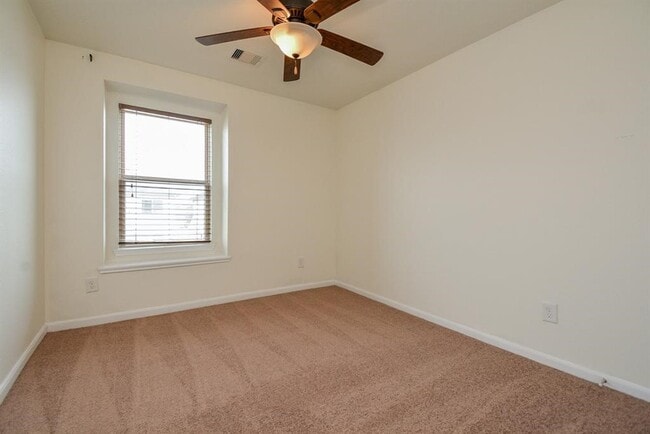 Building Photo - 19441 Archer Glen Dr