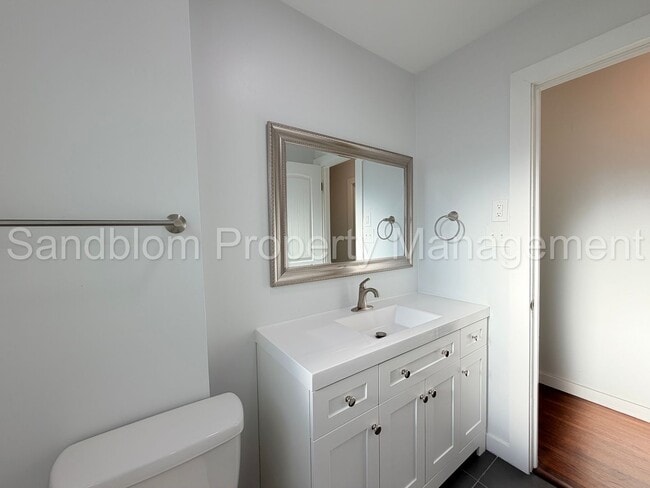 Building Photo - 5955 E 25th Pl