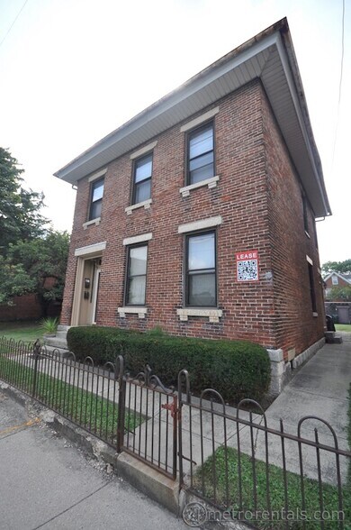 Primary Photo - 321 E Livingston Ave