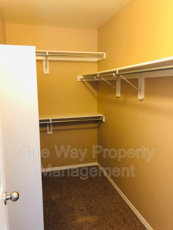 Building Photo - 2208 Merlot Ct