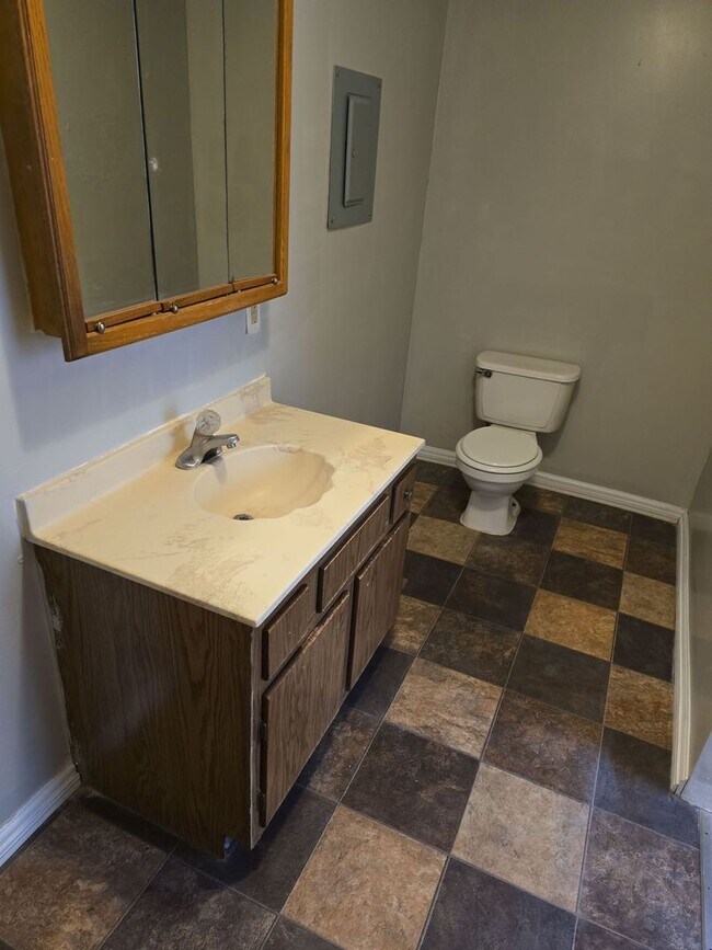Building Photo - Cozy Home for Rent in Muncie