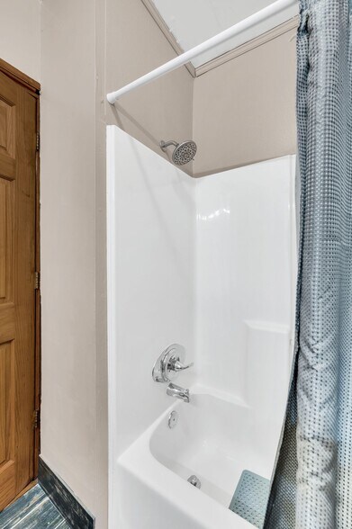 Building Photo - 2610 Couchville Pike