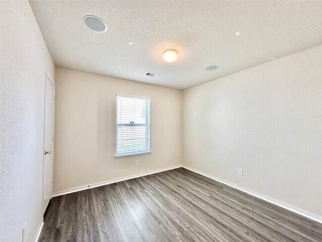 Building Photo - 3131 Single Ridge Way