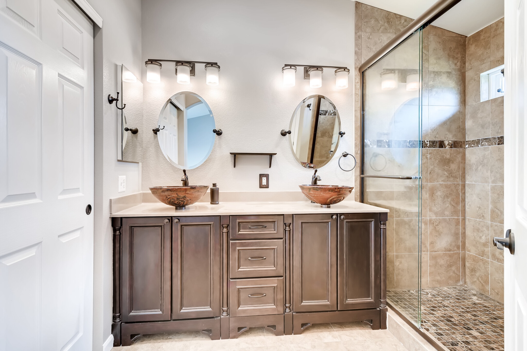 Building Photo - 3246 Astorbrook Way