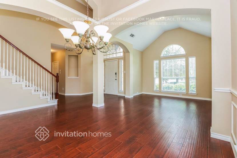Building Photo - 1406 Chateau Ln