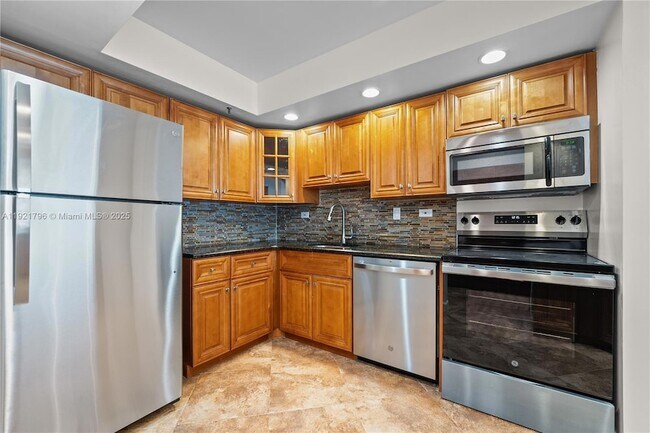 Building Photo - 20225 NE 34th Ct