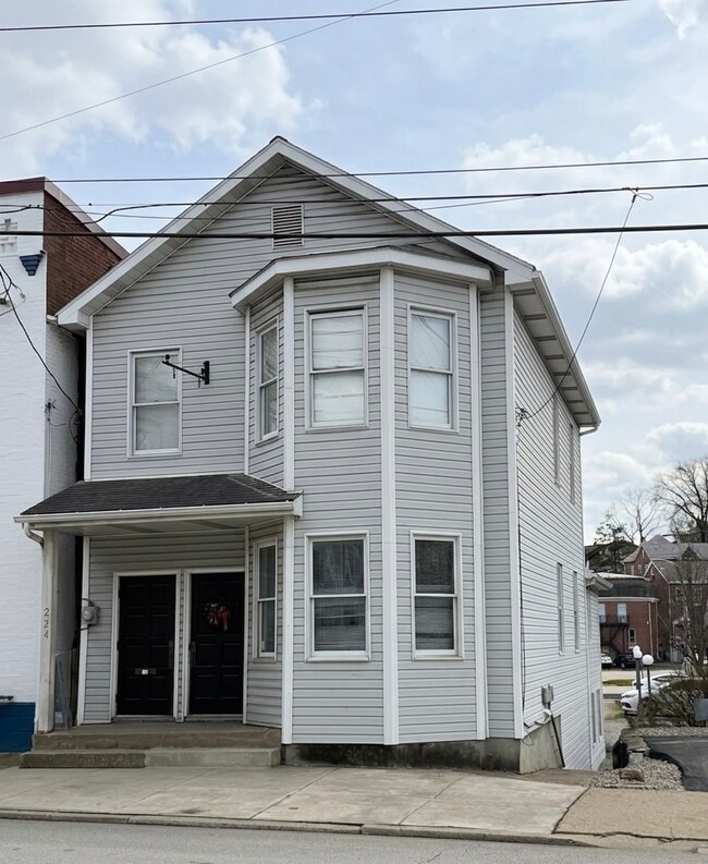 Building Photo - 224 W Otterman St