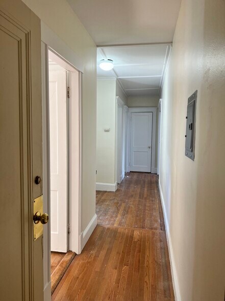 Building Photo - 1177 Boylston St
