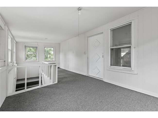 Building Photo - 2610 Dupont Ave S