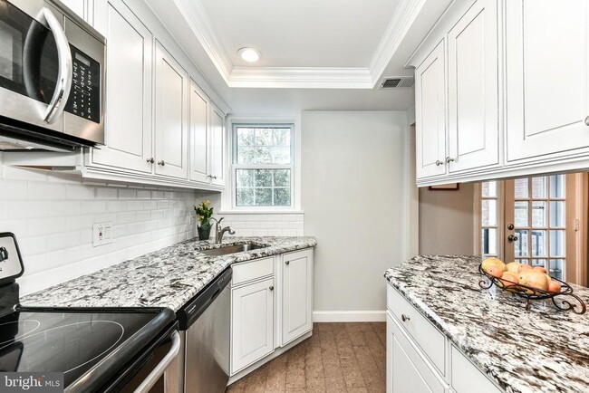 Building Photo - 4817 S 28th St