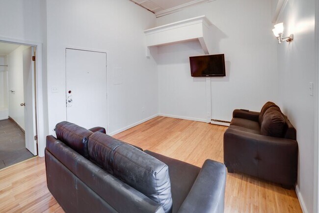 Building Photo - 139 Washington St