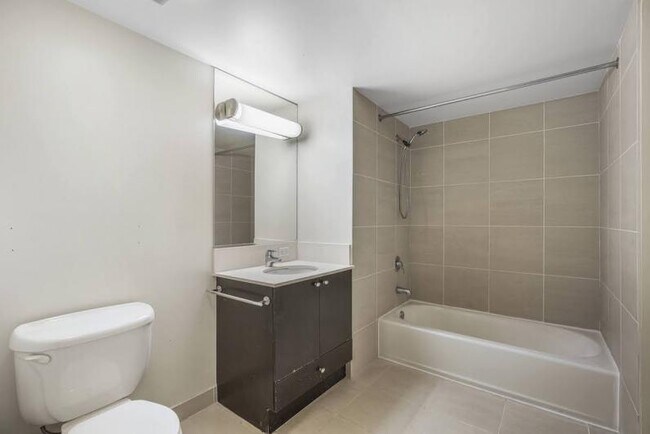 Building Photo - Modern Industrial Loft in Jack London Square