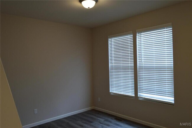Building Photo - 2780 Adobe Dr