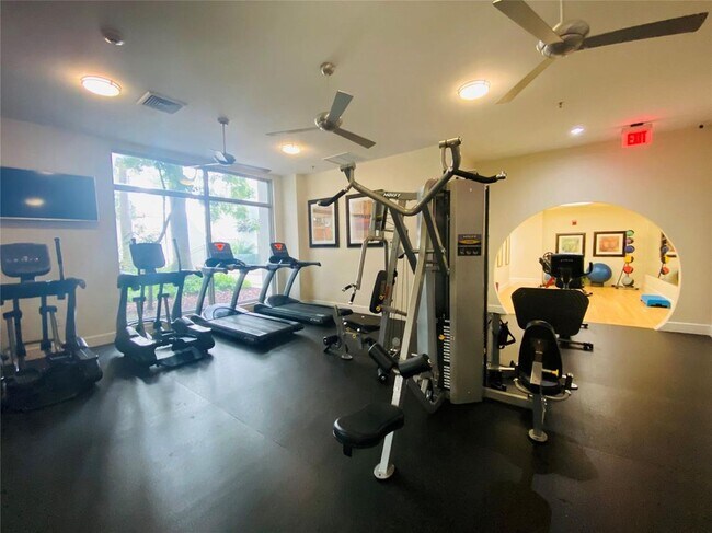 Building Photo - 1830 Radius Dr
