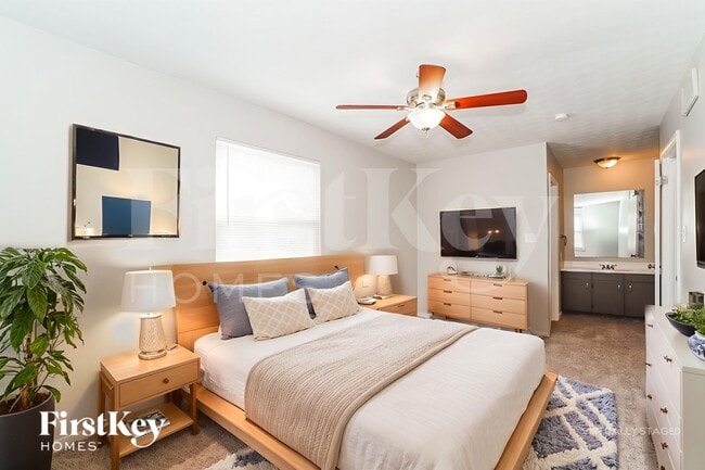 Building Photo - 1369 Greenock Rd