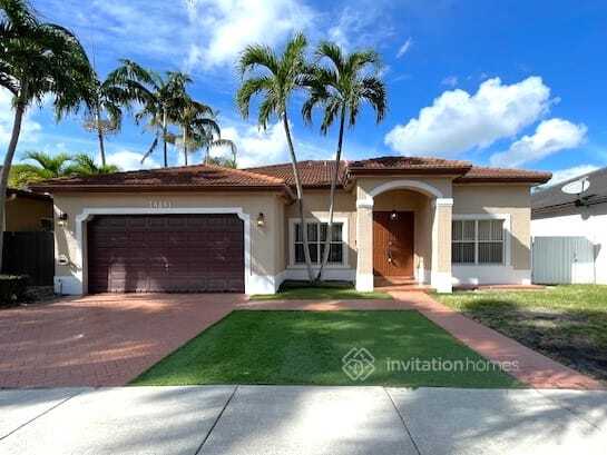 Primary Photo - 14841 SW 32nd Ln