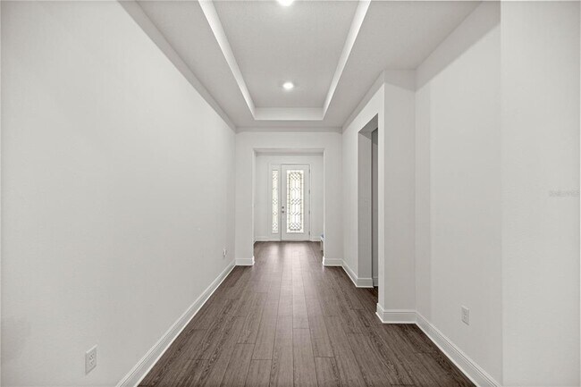 Building Photo - 5711 SW 78th Ave Rd