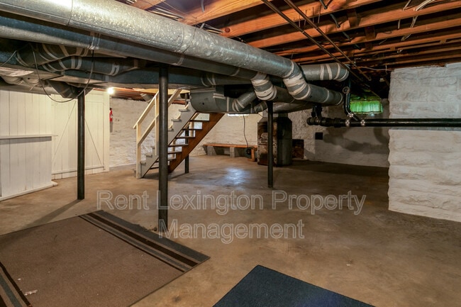 Building Photo - 149 Westgate Dr