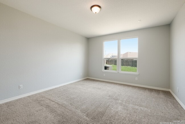 Building Photo - 118 Kyle Cove