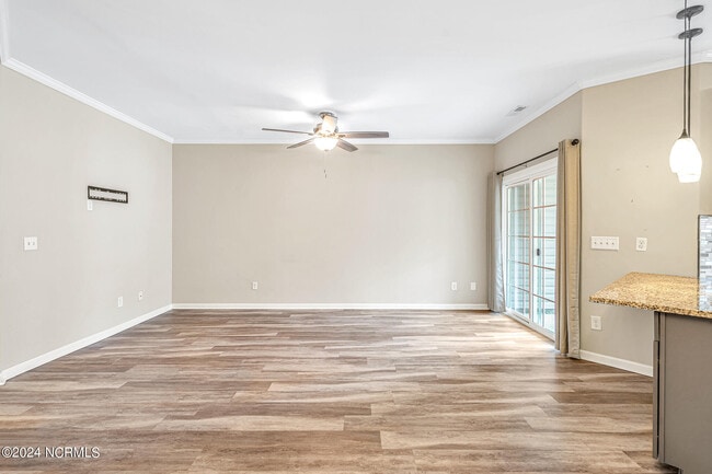 Building Photo - 310 Cedar Island Trail