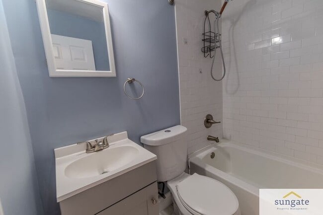Building Photo - 1504 Elrino St