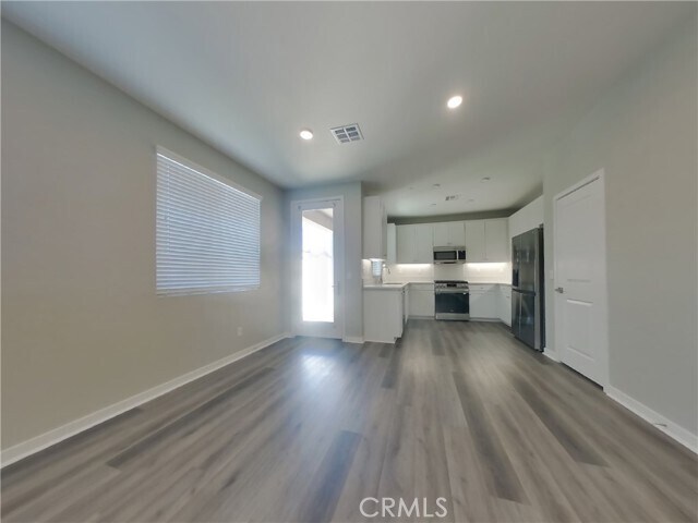 Building Photo - 28097 Cookhouse Ln