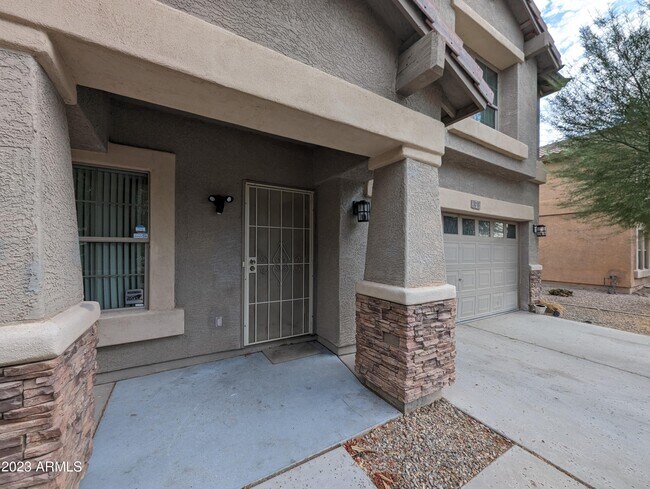 Building Photo - 3215 W St Anne Ave