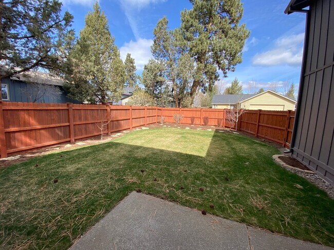 Building Photo - 20646 Hummingbird Ln