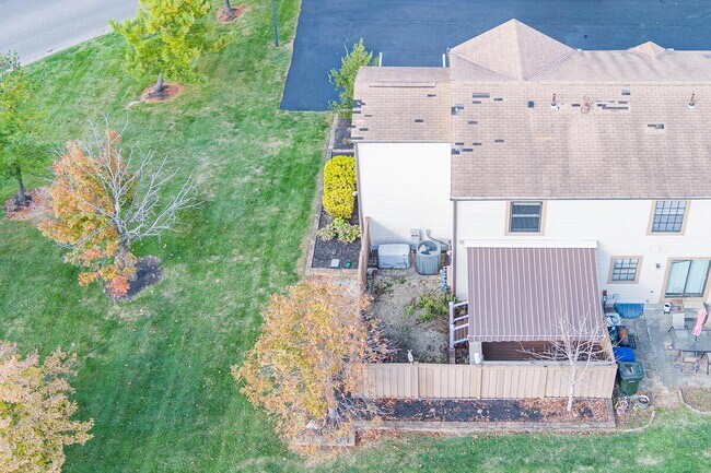 Building Photo - 7630 Alta View Blvd