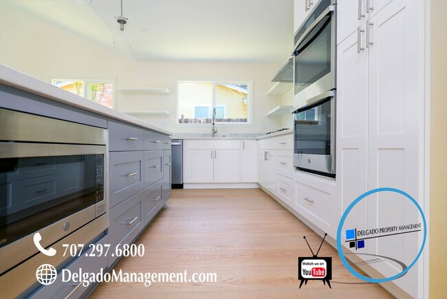 Building Photo - Central Benicia newly remodeled 3 bedroom home