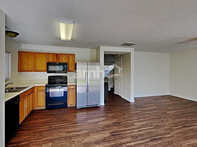 Building Photo - 441 Tribune Dr