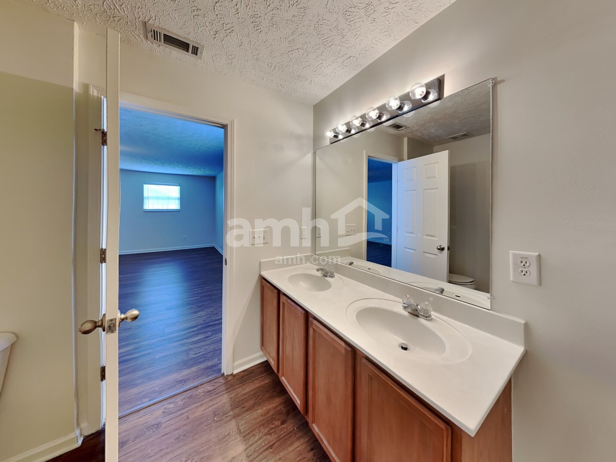 Building Photo - 3429 Boxelder Way