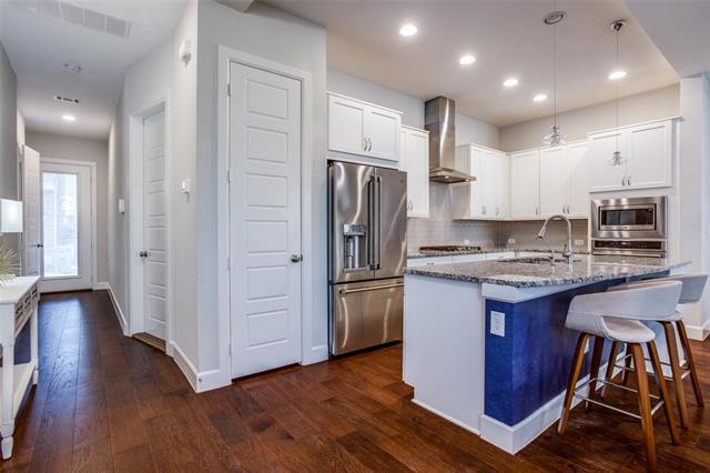 Building Photo - 1127 Manacor Ln