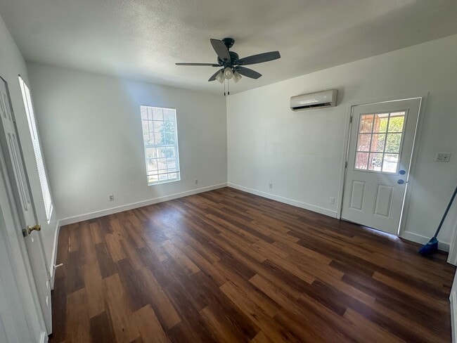 Building Photo - 4305 10th Street