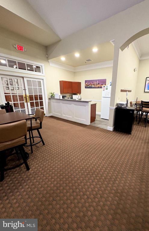 Building Photo - 950 Nathaniel Trail