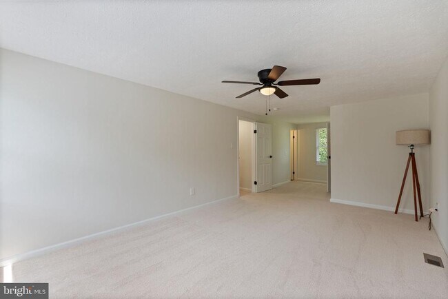 Building Photo - 10006 Bald Hill Rd